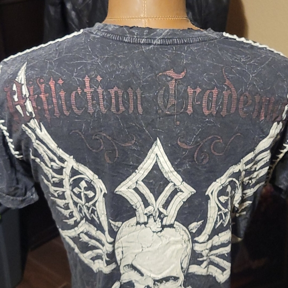 Affliction shirt - Picture 6 of 6